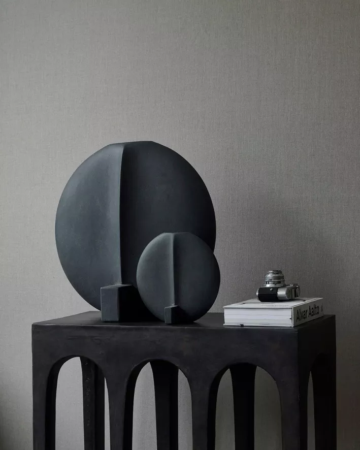 101 Copenhagen Guggenheim Petit Vaas Black 9 101 Copenhagen Guggenheim Petit Vaas Black - Afbeelding 7