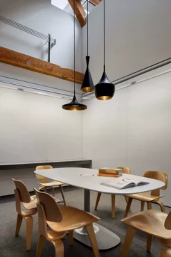 Vitra Eames LCW Loungestoel Essen Naturel -Flinders x886x886 1036.jpg.pagespeed.ic . 7UeGcIRTg