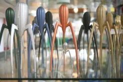 Alessi Juicy Salif Citruspers -Flinders x886x886 alessi juicy salif citruspers sfeer 1.jpg.pagespeed.ic .6XOhhZqVNN