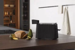 Alessi Plissé Broodrooster Wit -Flinders x886x886 alessi pliss broodrooster9.jpg.pagespeed.ic .ozQdnxmXEZ