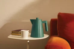 Alessi Plissé Waterkoker 1L Groen -Flinders x886x886 alessi pliss waterkoker 1 7l3.jpg.pagespeed.ic .OmJhdmoUon