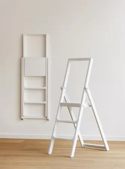 Design House Stockholm Step Ladder Keukentrap White Stained -Flinders x886x886 design house stockholm step ladder keukentrap22.jpg.pagespeed.ic .K3EVLRvk37