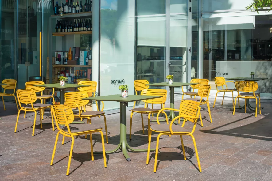 Emu Mom Tuinstoel Met Armleuning Curry Yellow 8 Emu Mom Tuinstoel Met Armleuning Curry Yellow - Afbeelding 6