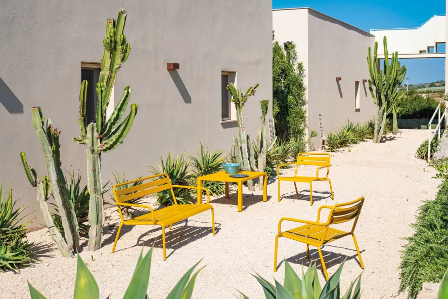 Emu Tweedekansje - Star Tuinbank Met Armleuning Antique Iron 7 Emu Tweedekansje - Star Tuinbank Met Armleuning Antique Iron - Afbeelding 5