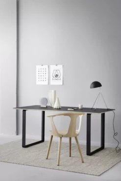 Muuto 70/70 Bureau 170x85 Grijs -Flinders x886x886 fabula living gimle beige grijs vloerkleed4.jpg.pagespeed.ic .bq9pdNgDko