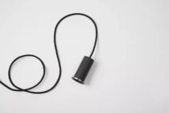 Ferm Living Angle Hanglamp Black Klein Lichtgrijs -Flinders x886x886 ferm living angle hanglamp black17.jpg.pagespeed.ic .7DlivMb07N