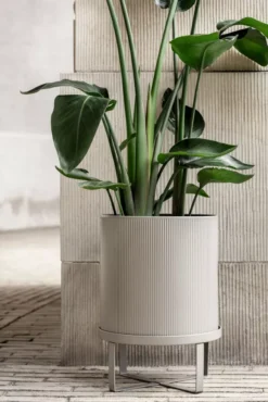 Ferm Living Bau Plantenbak Large Cashmere 18 Ferm Living Bau Plantenbak Large Cashmere -Flinders x886x886 ferm living bau pot small.jpg.pagespeed.ic .eWSVAqmudA