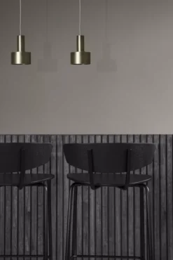 Ferm Living Disc Black Hanglamp Klein Lichtgrijs -Flinders x886x886 ferm living disc black hanglamp19.jpg.pagespeed.ic .2mfkB2hzuj