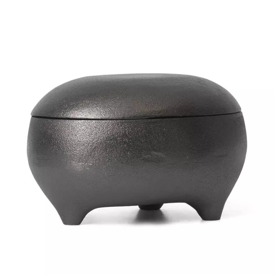 Ferm Living Evoke Twin Geurkaars Zwart Aluminium 4 Ferm Living Evoke Twin Geurkaars Zwart Aluminium - Afbeelding 2