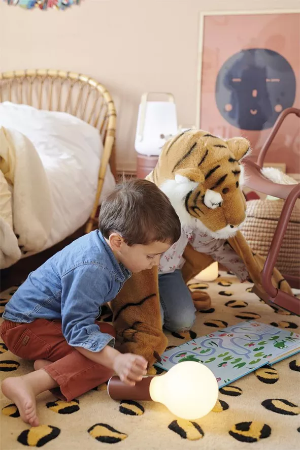 Fermob Luxembourg Schommelstoel Frosted Lemon 13 Fermob Luxembourg Schommelstoel Frosted Lemon - Afbeelding 11