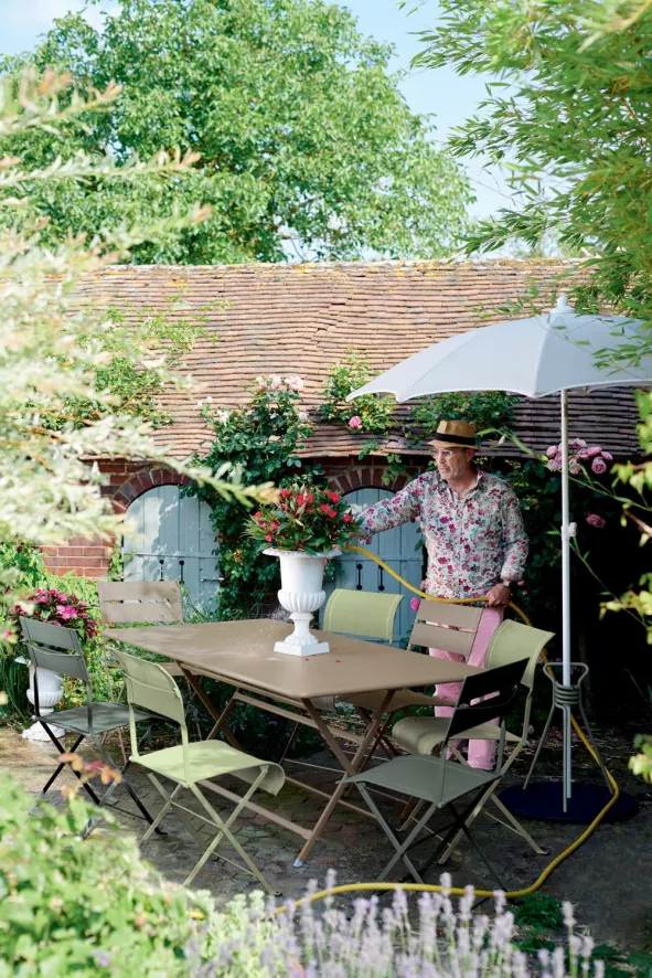 Fermob Caractère Tuintafel 128x90 Rosemary 14 Fermob Caractère Tuintafel 128x90 Rosemary - Afbeelding 12