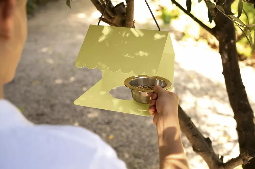 Fermob Picoti Vogelvoederhuisje Honey 11 Fermob Picoti Vogelvoederhuisje Honey - Afbeelding 9