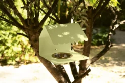 Fermob Picoti Vogelvoederhuisje Black Cherry 21 Fermob Picoti Vogelvoederhuisje Black Cherry -Flinders x886x886 fermob picoti vogelvoederhuisje17.jpg.pagespeed.ic .mS4E3tFSgU