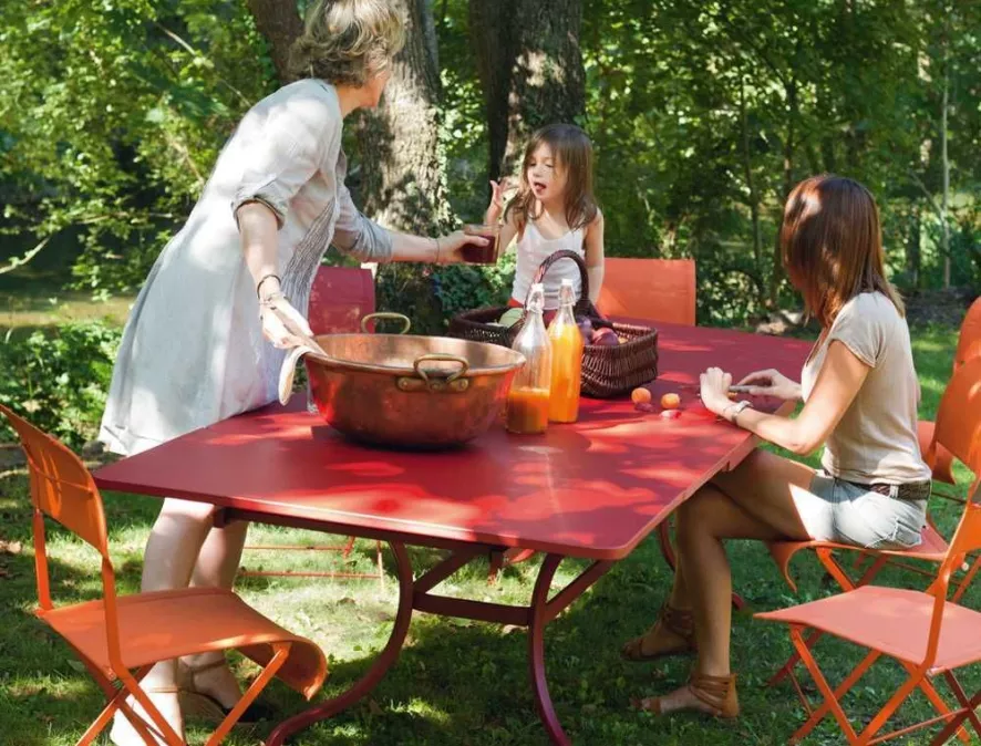 Fermob Romane Tuintafel 180x100 Poppy 5 Fermob Romane Tuintafel 180x100 Poppy - Afbeelding 3