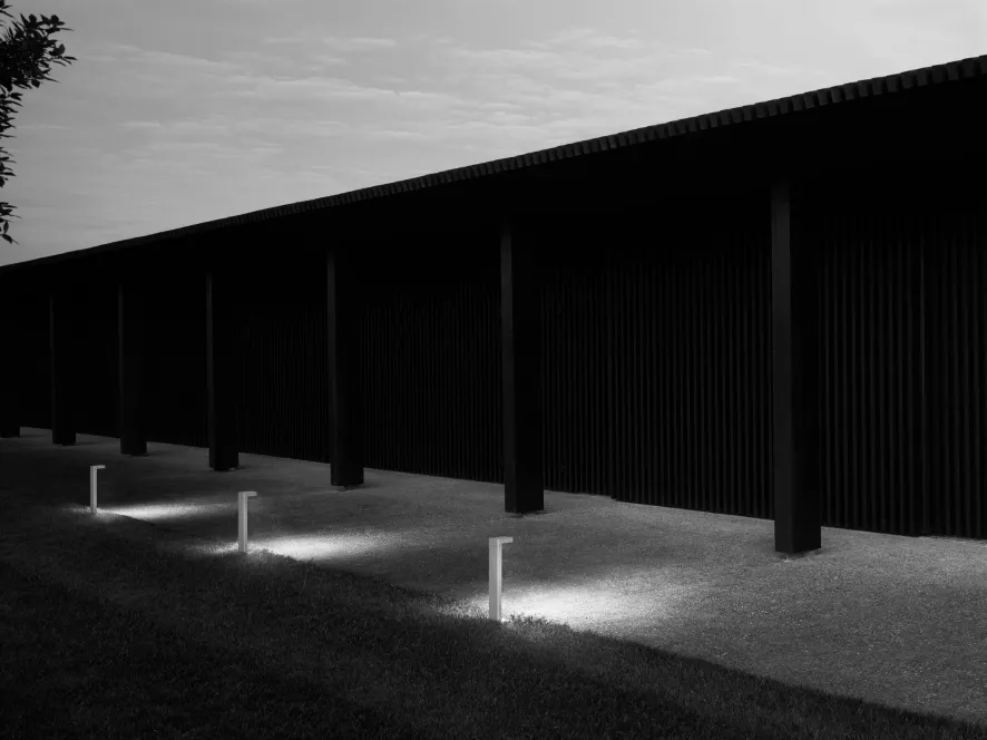 Flos Casting T 100x700 Sokkellamp LED 2700K Antraciet 7 Flos Casting T 100x700 Sokkellamp LED 2700K Antraciet - Afbeelding 5