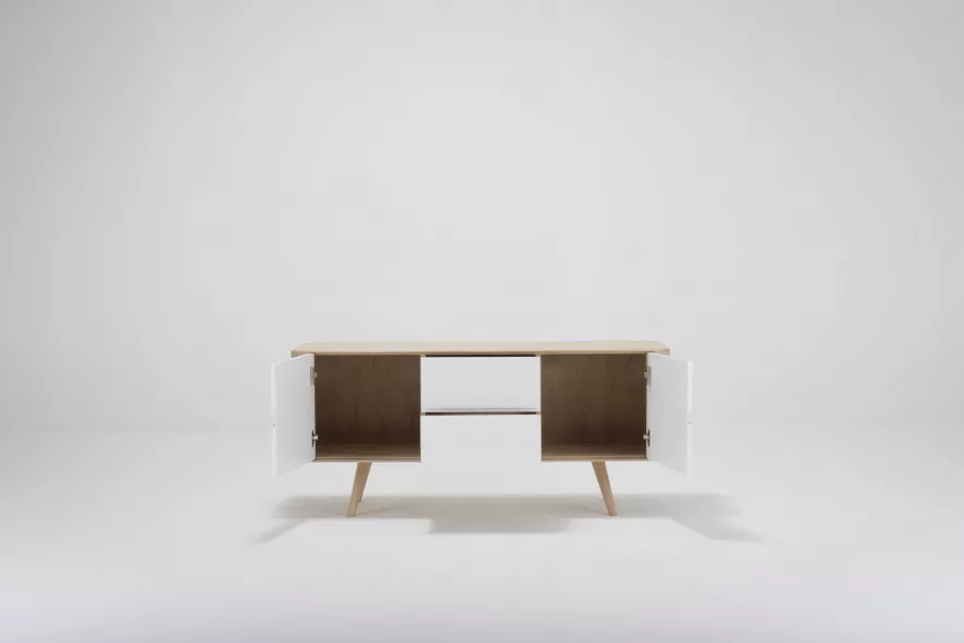 Gazzda Ena Dressoir 135x42x60 Naturel 6 Gazzda Ena Dressoir 135x42x60 Naturel - Afbeelding 4