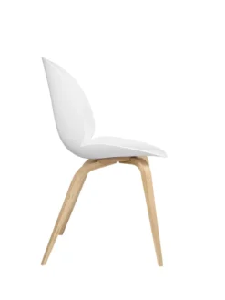 Gubi Beetle Stoel Met Naturel Eiken Onderstel, Alabaster White -Flinders x886x886 gubi beetle stoel met naturel eiken onderstel9.jpg.pagespeed.ic .PfSvYnznIa