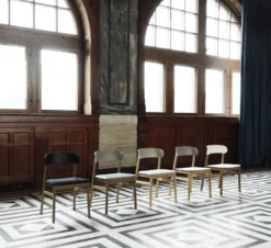 Normann Copenhagen Herit Smoked Oak Stoel Spectrum Leer Dusty Green -Flinders x886x886 herit oak stoel14.jpg.pagespeed.ic .uVbDG0I1 s