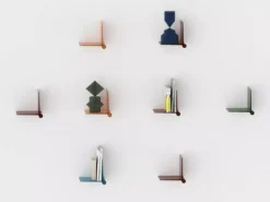 Kartell Kite Wandplank Azuurblauw -Flinders x886x886 kartell kite wandplank sfeer 2.jpg.pagespeed.ic .0jh z 1tIO