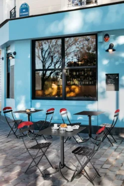 Fermob La Môme Tuinstoel Capucine 16 Fermob La Môme Tuinstoel Capucine -Flinders x886x886 lamomearianemoncoeurbellevilleparisfrstphanerambaud21.jpg.pagespeed.ic .Sn62Ne9pRH