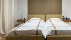 Lumina Flo Grommet F46 Tafellamp LED 3000K Geel 38 Lumina Flo Grommet F46 Tafellamp LED 3000K Geel -Flinders x886x886 lumina flo bedside tafellamp led39.jpg.pagespeed.ic .IoSDnNNW I