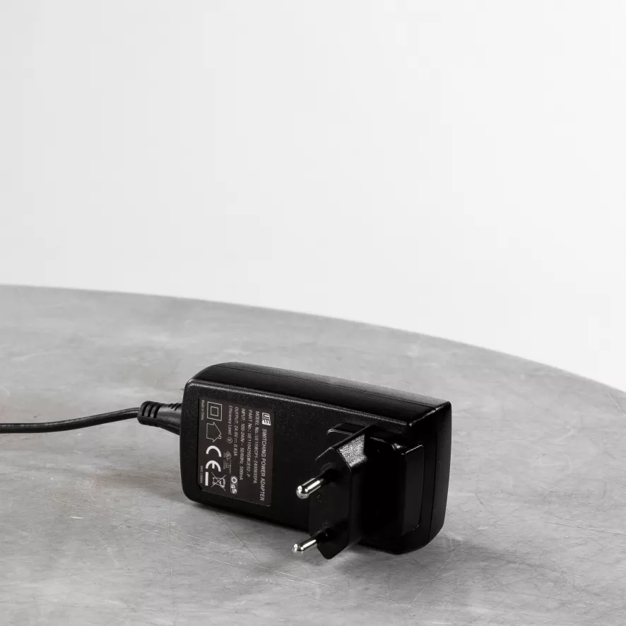 Lumina Flo Grommet F46 Tafellamp LED 3000K Geel 5 Lumina Flo Grommet F46 Tafellamp LED 3000K Geel - Afbeelding 3