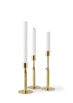 Audo Copenhagen Duca Kandelaar Olijfgroen -Flinders x886x886 menu duca kaarsenstandaard7.jpg.pagespeed.ic .uGTX9bBtho