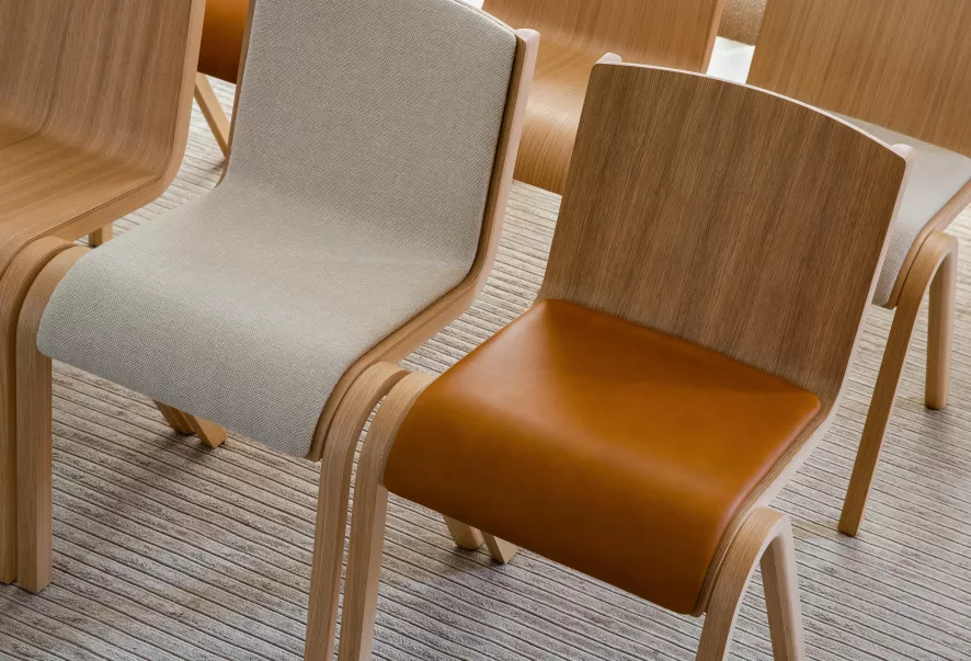 Audo Copenhagen Ready Eetkamerstoel Naturel Eiken, Zitting Leder Dakar 0250 9 Audo Copenhagen Ready Eetkamerstoel Naturel Eiken, Zitting Leder Dakar 0250 - Afbeelding 7