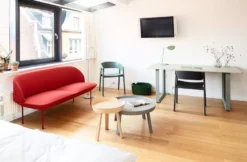 Muuto 70/70 Bureau 170x85 Grijs -Flinders x886x886 muuto 7070 tafel sfeer.jpg.pagespeed.ic .diO9WNDmYI