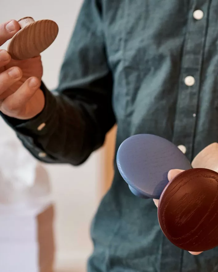 Muuto The Dots Haak Ø9 Bruin Groen 16 Muuto The Dots Haak Ø9 Bruin Groen - Afbeelding 14