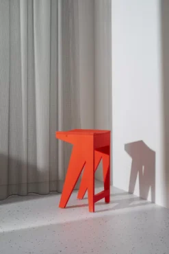 Objekte Unserer Tage Schulz Barkruk 65 Luminous Red -Flinders x886x886 objekte unserer tage schultz barkruk 6518.jpg.pagespeed.ic .YNLUpb Ejw