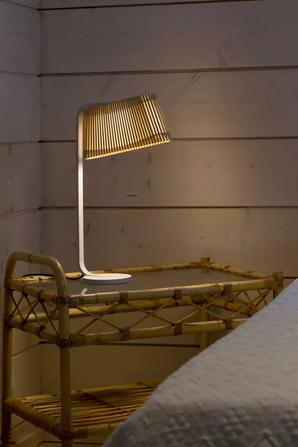 Secto Design Owalo 7020 Tafellamp LED Naturel Berk 13 Secto Design Owalo 7020 Tafellamp LED Naturel Berk - Afbeelding 11