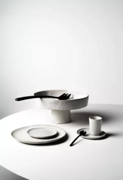 Serax La Mère By Marie Michielssen Dinerbord Ø25 Off-white Black -Flinders x886x886 serax la m re by marie michielssen dinerbord 2519.jpg.pagespeed.ic .5sJlkcUJ8E