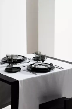 Serax La Mère By Marie Michielssen Dinerbord Ø25 Off-white Black -Flinders x886x886 serax la m re by marie michielssen rode wijnglazen set van 41.jpeg.pagespeed.ic .Rk2i d1O U