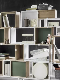 Muuto Stacked 2.0 Kast Met Backboard Medium Eiken 29 Muuto Stacked 2.0 Kast Met Backboard Medium Eiken -Flinders x886x886 stacked 2 0 kast small open23.jpg.pagespeed.ic .h11oXsjSW3