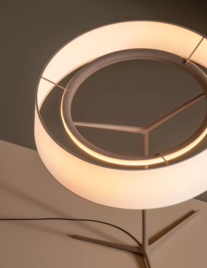 Vibia Dama 3225 Tafellamp LED Zwart 6 Vibia Dama 3225 Tafellamp LED Zwart - Afbeelding 4