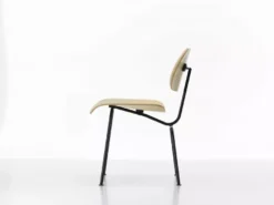 Vitra DCM Stoel Essen Naturel 18 Vitra DCM Stoel Essen Naturel -Flinders x886x886 vitra dcm stoel7.jpg.pagespeed.ic .pZRwbFY3iF