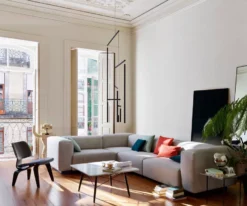 Vitra Eames LCW Loungestoel Essen Naturel -Flinders x886x886 vitra soft modular bank sfeer 1.jpg.pagespeed.ic .i1 LsKbA6r