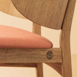 Warm Nordic Gesture Stoel Gestoffeerd Ritz 8008/Prescott 207 Zwart 18 Warm Nordic Gesture Stoel Gestoffeerd Ritz 8008/Prescott 207 Zwart -Flinders x886x886 warm nordic gesture stoel gestoffeerd2.jpg.pagespeed.ic .6IGa8W3aTU